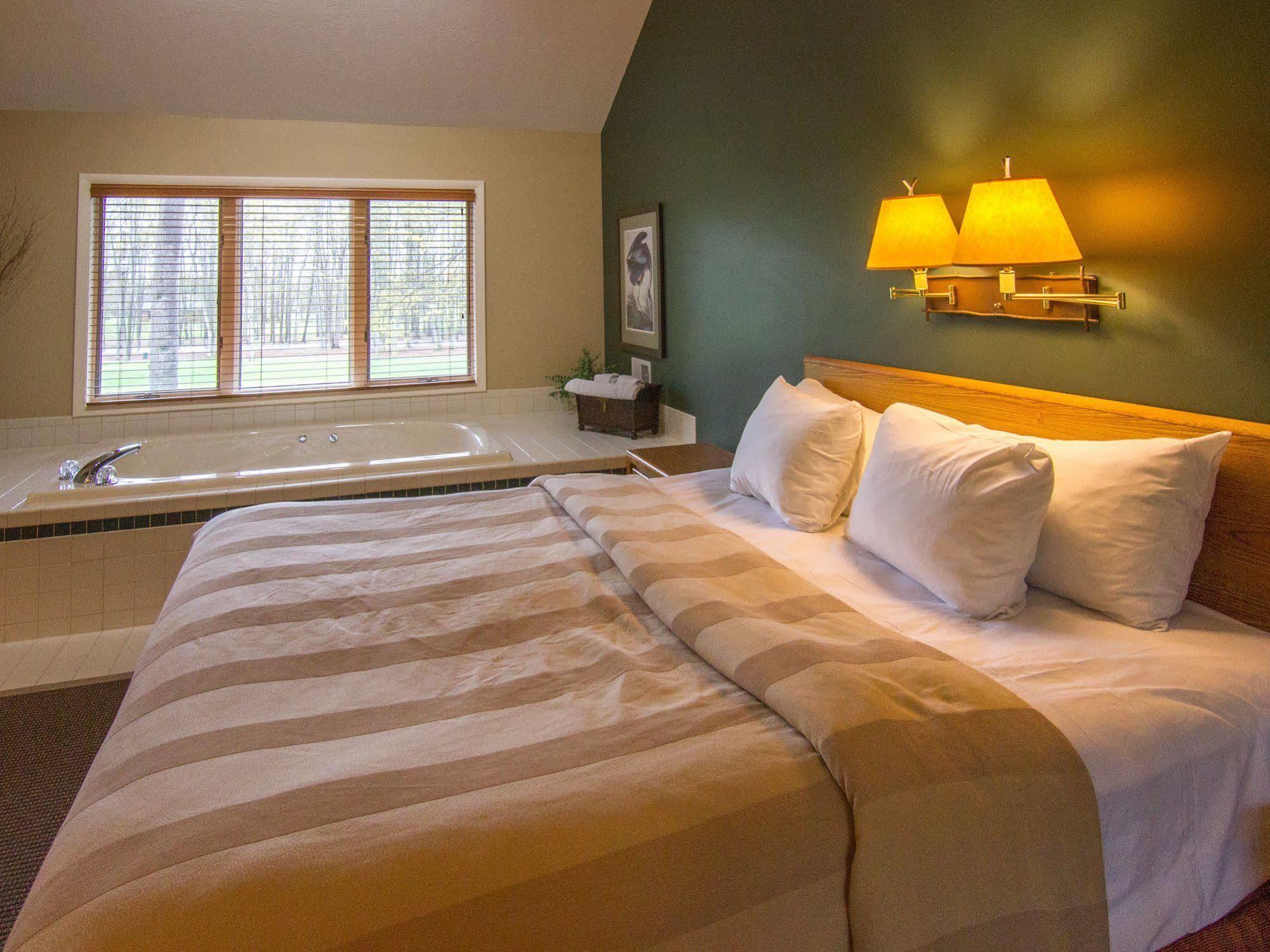Hotel Crystal Mountain Thompsonville Esterno foto